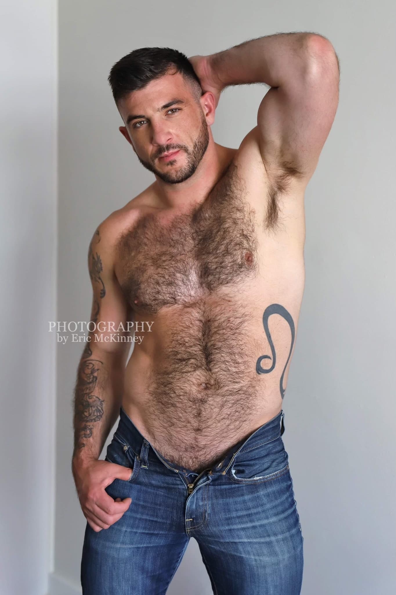 Ian Holms Free Page 🦉